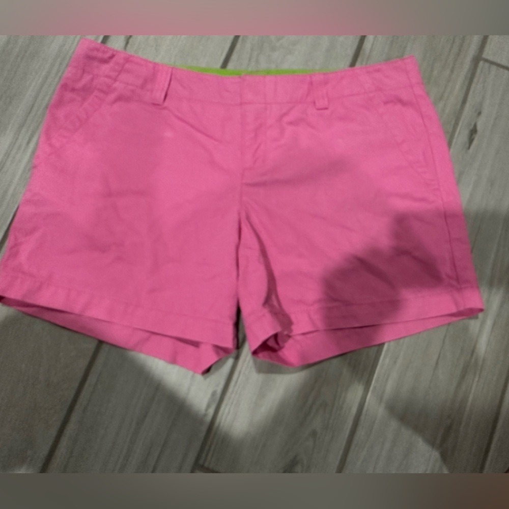 Lilly Pulitzer Pink  Shorts Vibrant Casual Style